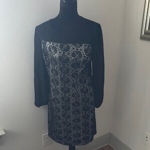 EnFocus Studio Sz 8 black floral lace chiffon top and sleeves dress